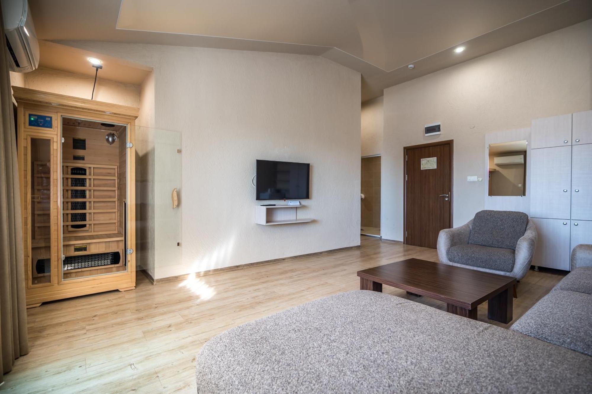 Hotel Royal Bath Banya  Εξωτερικό φωτογραφία